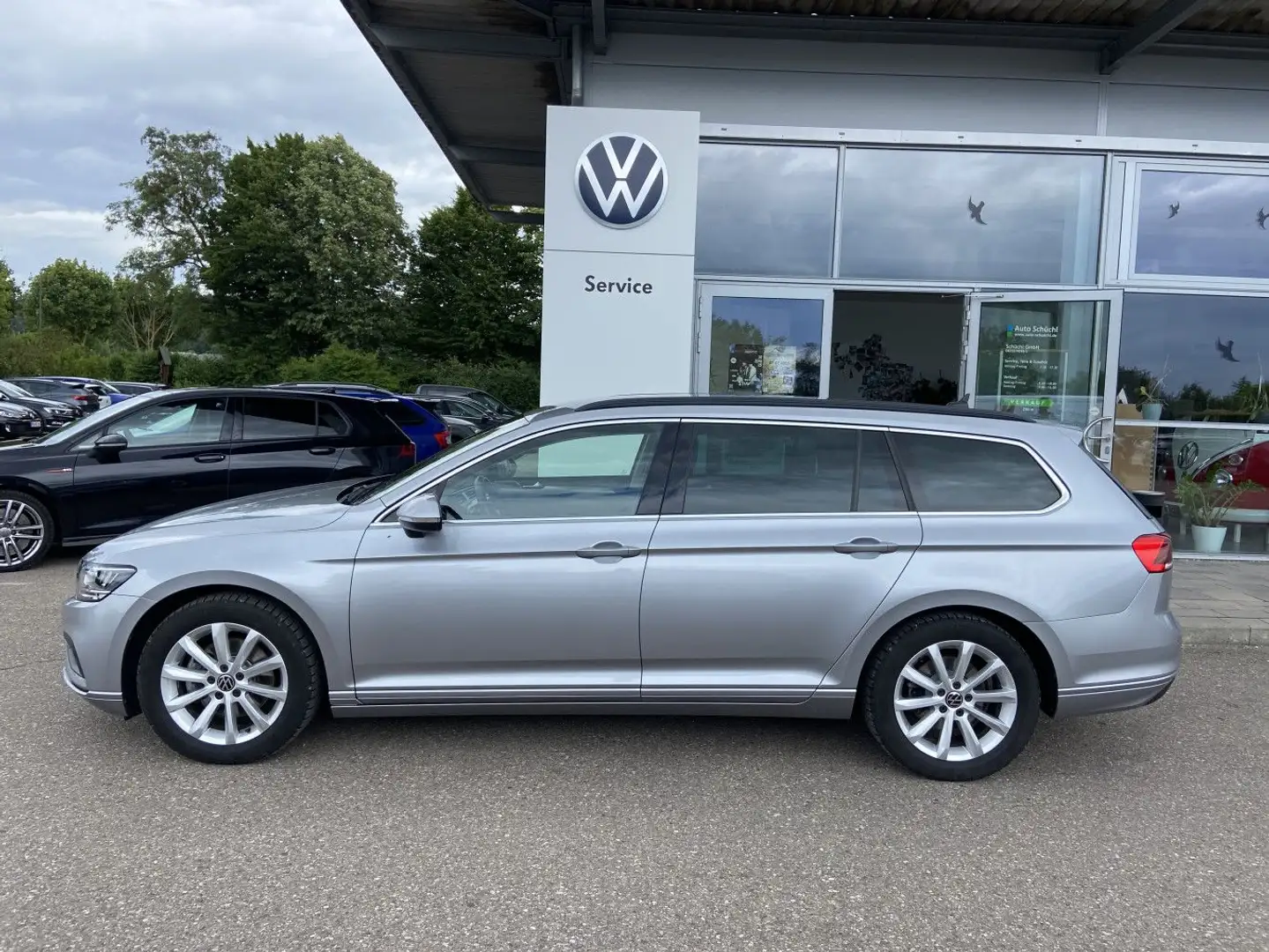 Volkswagen Passat Variant 1.5 TSI BUSINESS NAVI+LED+KAMERA+ Silber - 2