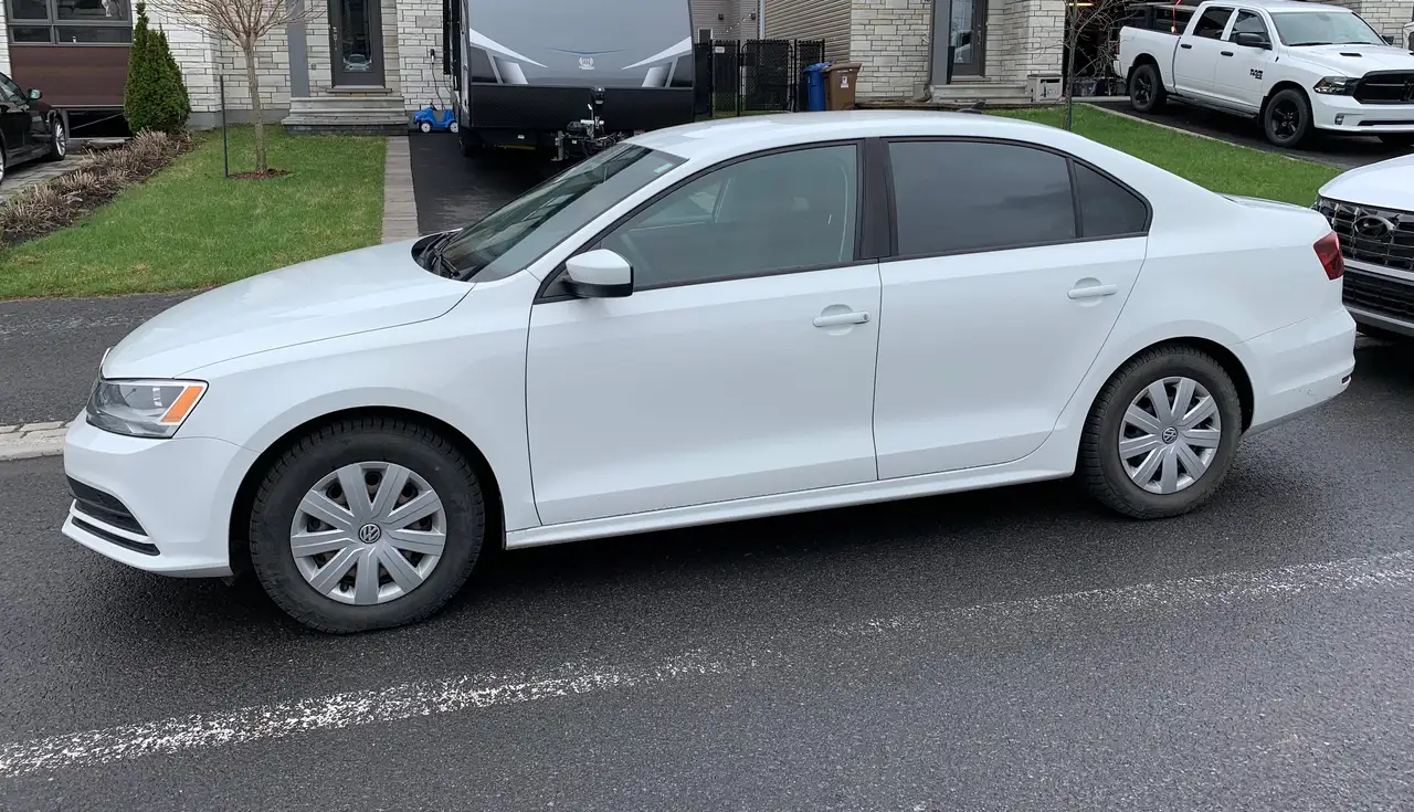 Volkswagen Jetta снимка Volkswagen Jetta