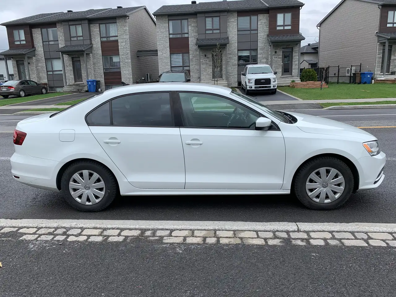 Volkswagen Jetta снимка Volkswagen Jetta