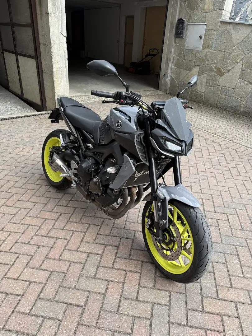Yamaha MT-09 ABS - 1