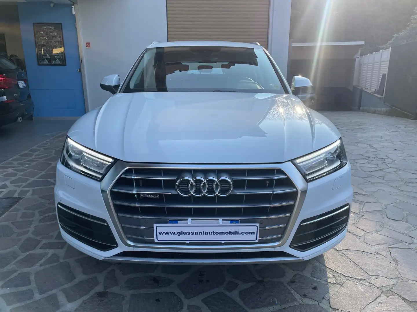 Audi Q5 40 2.0 tdi Business Sport quattro 190cv BELLISSIMA Bianco - 2