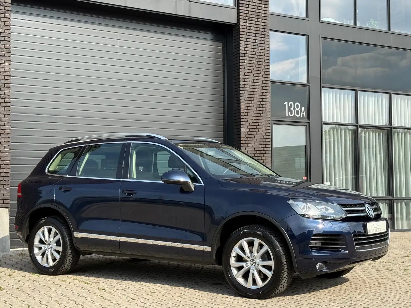 Volkswagen Touareg 3.0 V6 TDI Highline Aut.-8 | 2e eig. | volledig ge Blauw - 2