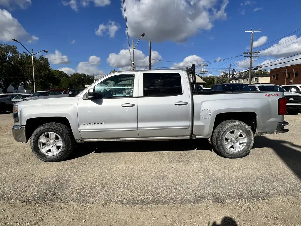 2017 Chevrolet Silverado 1500 LT Crew Cab 144 | EZ Lift Tailgate | CarPlay | Rea — photo 5