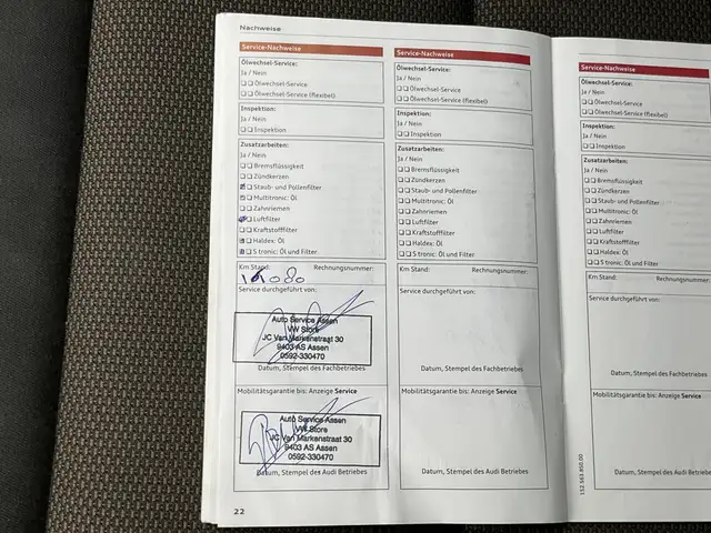 Audi Q3 view 10