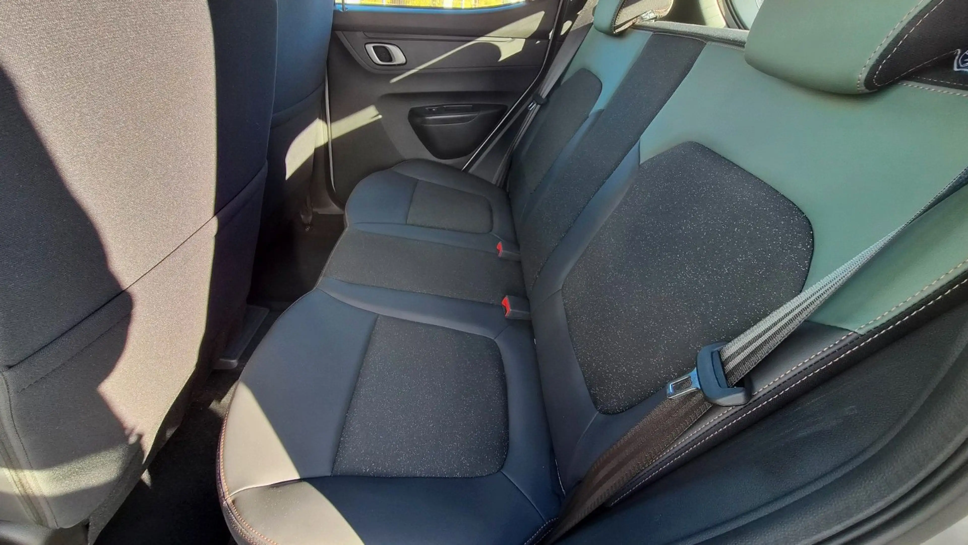 Dacia Spring Electric Extreme KAMERA NAVI CARPLAY — photo 10