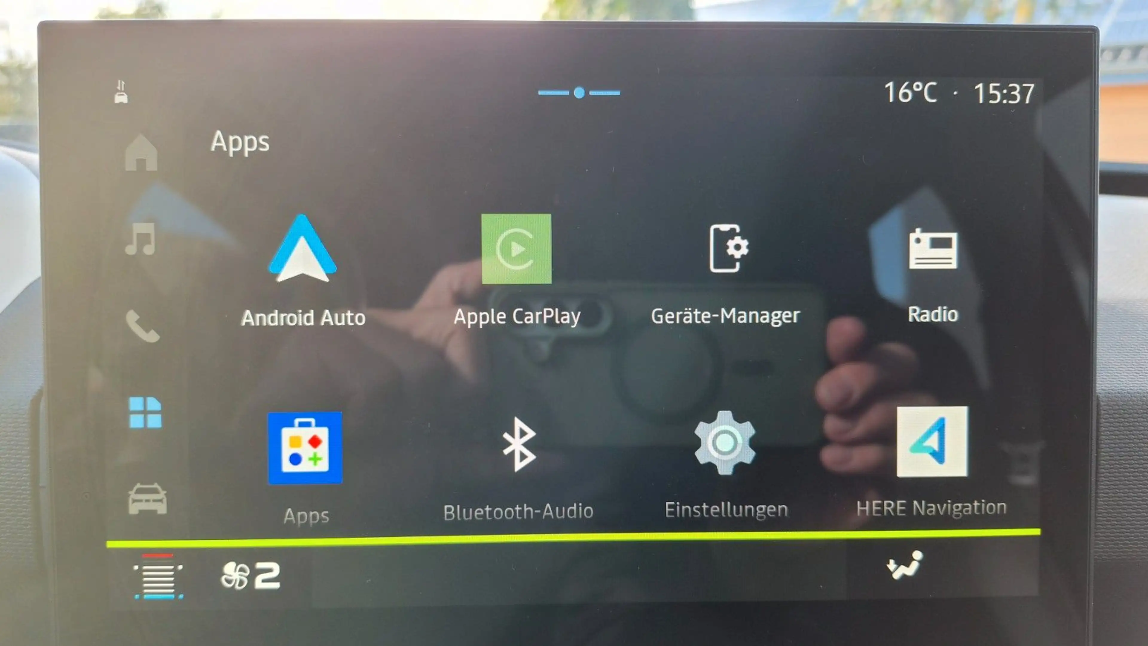 Dacia Spring Electric Extreme KAMERA NAVI CARPLAY — photo 13