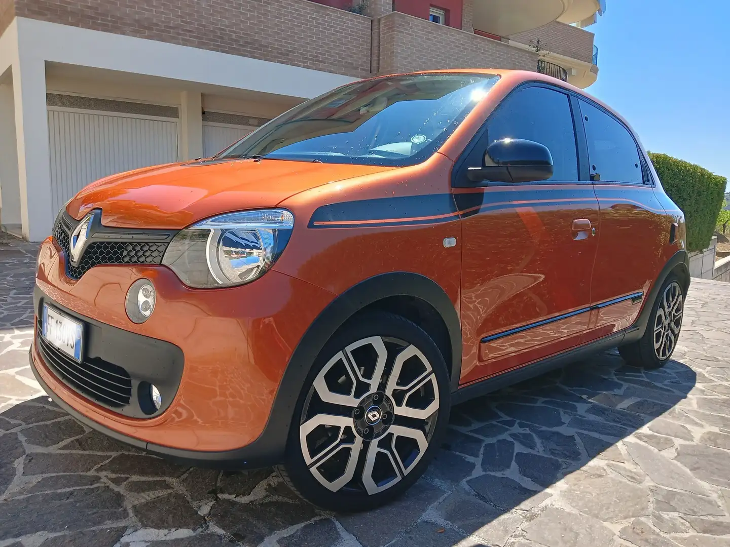 Renault Twingo 0.9 tce GT Energy 110cv - 1
