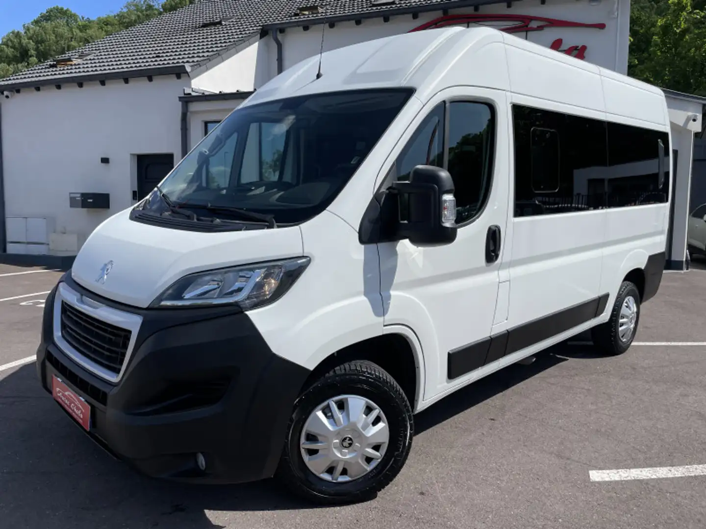 Peugeot Boxer 2.0 BLUEHDI 130CH COMBI 333 L2H2 ACTIVE S\u0026S 9 - 2