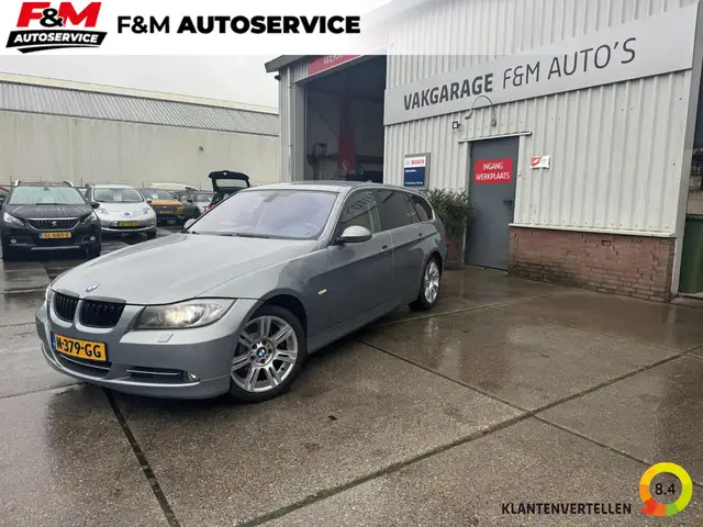 BMW 335 3-serie Touring 335xi