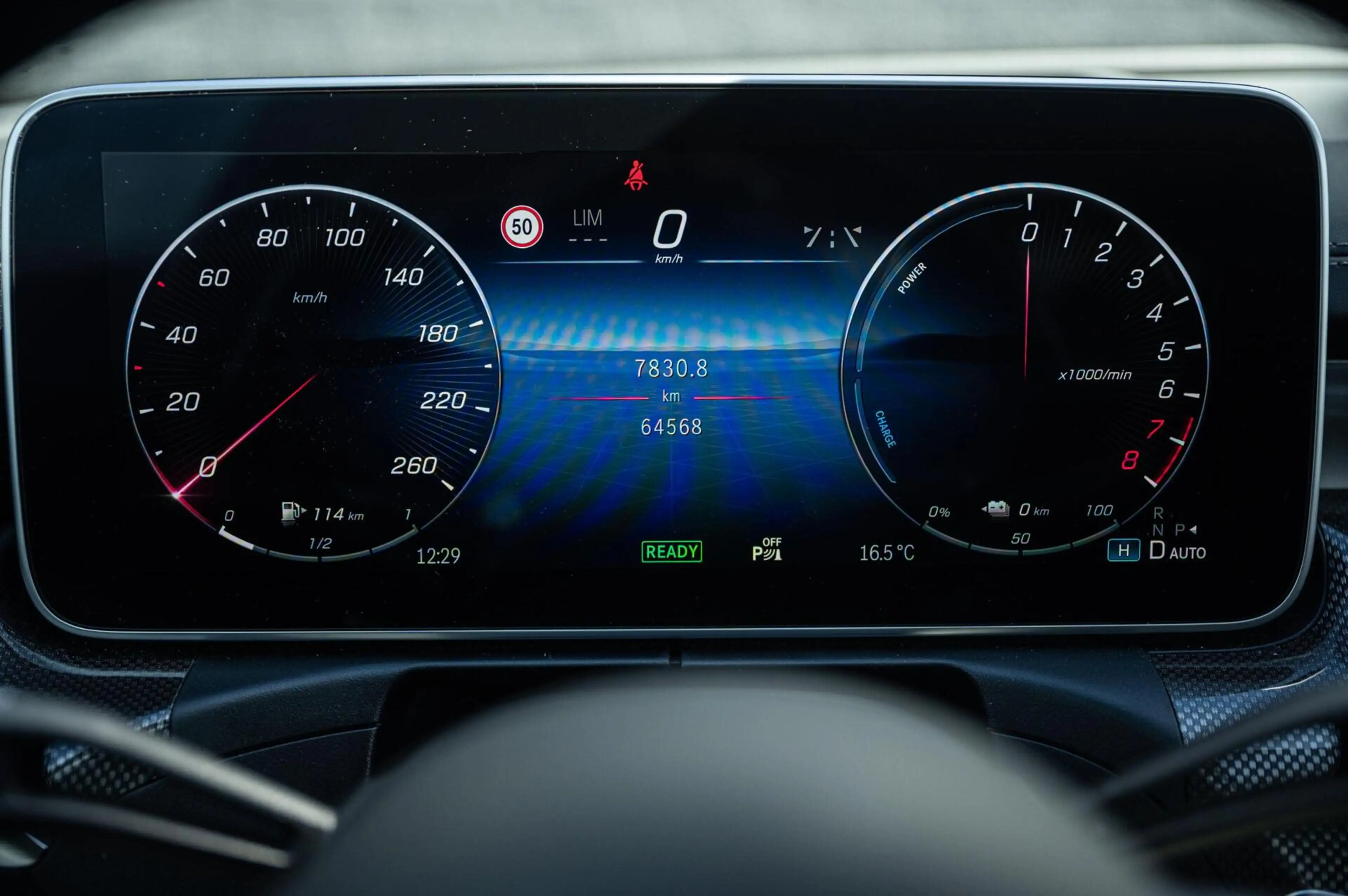 Mercedes-Benz C 300 e AMG Line PANORAMADAK DIGITAL LIGHT ADAPTIVE CRUI — photo 21