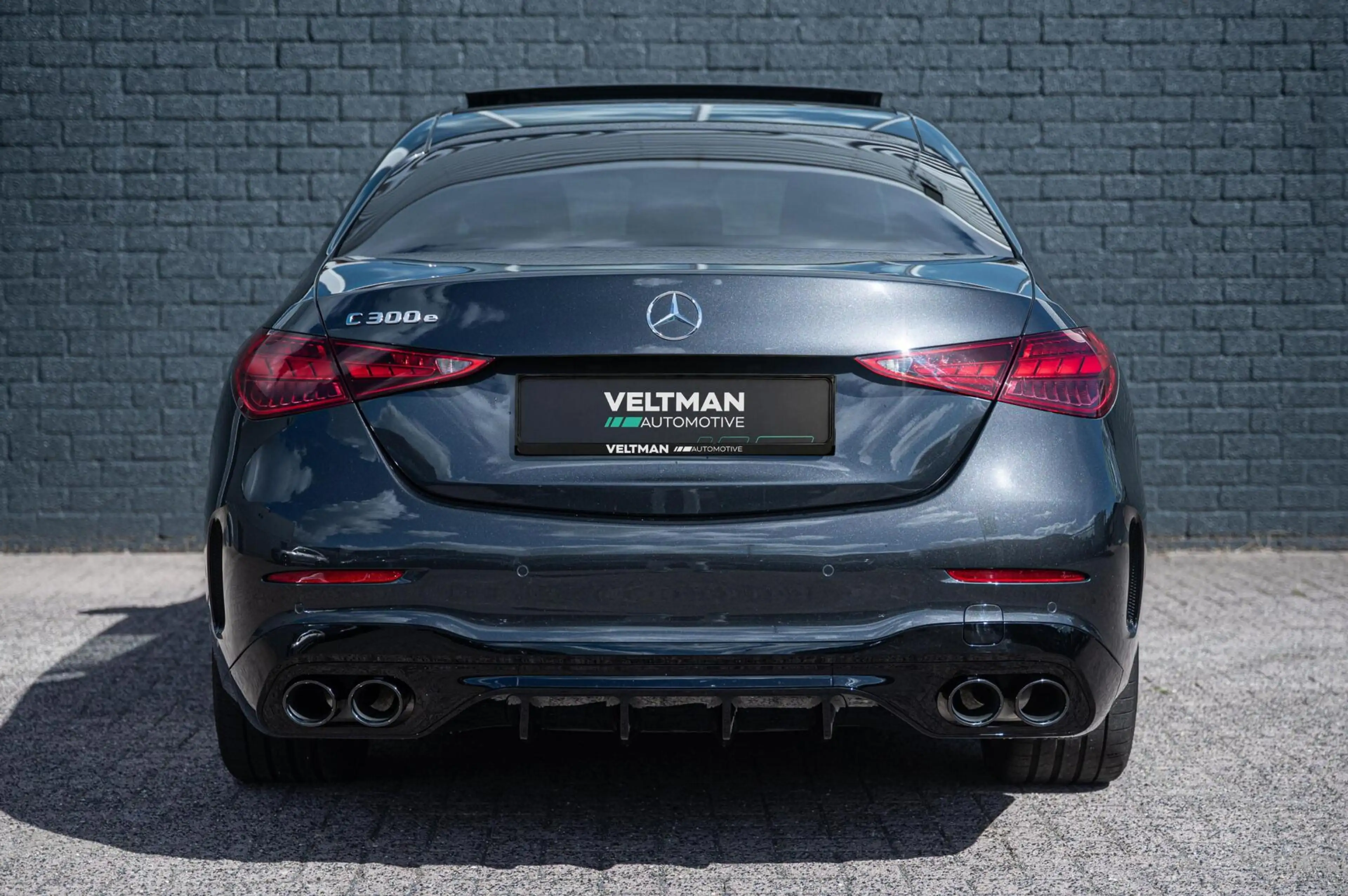 Mercedes-Benz C 300 e AMG Line PANORAMADAK DIGITAL LIGHT ADAPTIVE CRUI — photo 8
