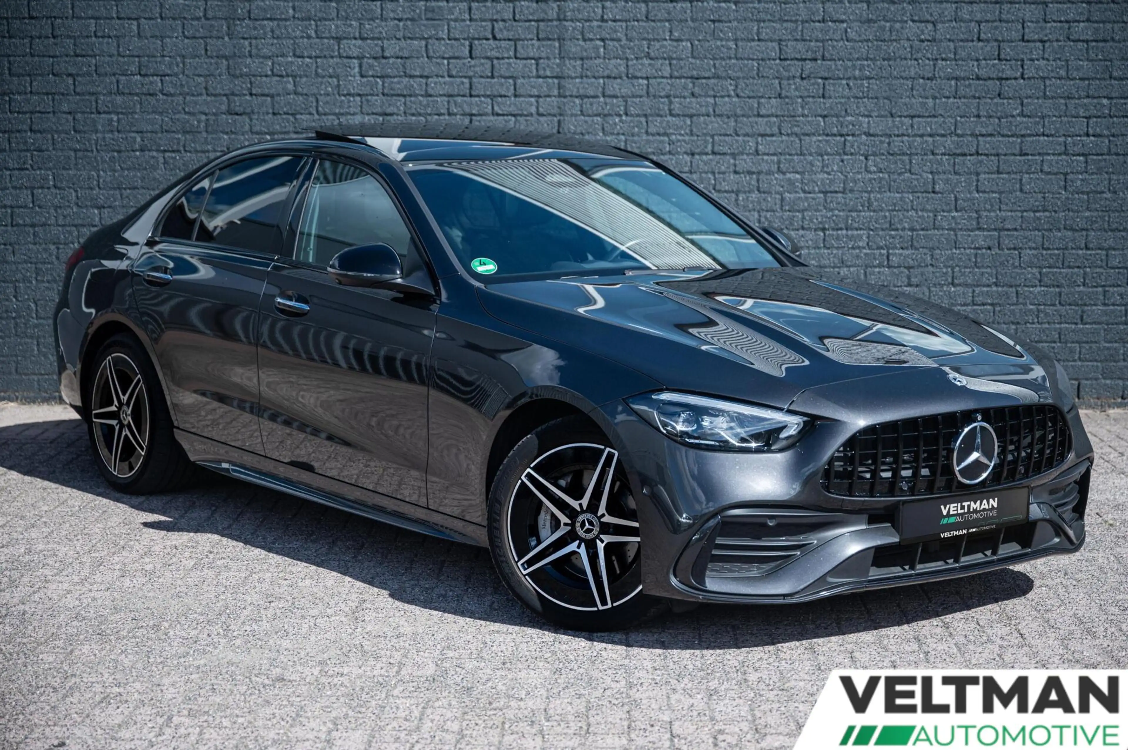 Mercedes-Benz C 300 e AMG Line PANORAMADAK DIGITAL LIGHT ADAPTIVE CRUI — photo 2