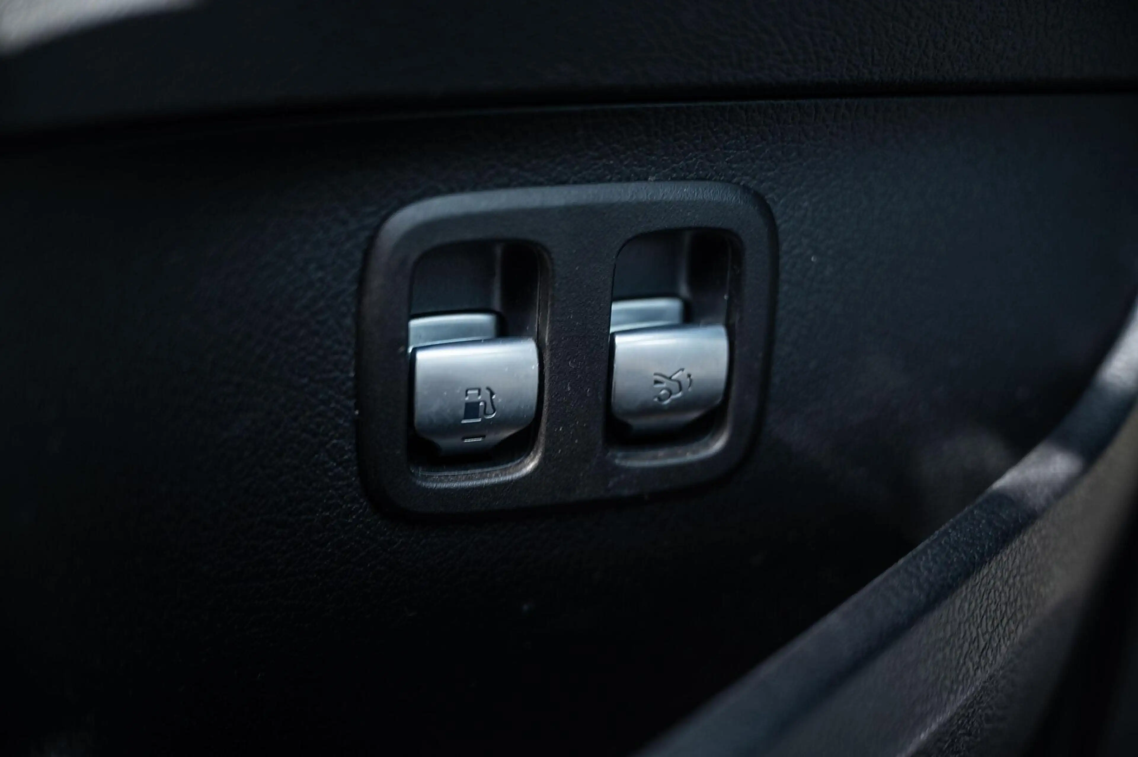Mercedes-Benz C 300 e AMG Line PANORAMADAK DIGITAL LIGHT ADAPTIVE CRUI — photo 16