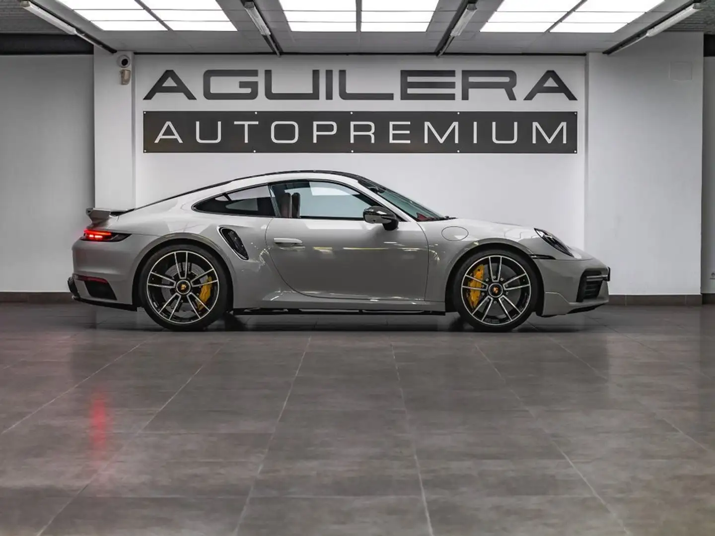 Porsche 911 TURBO S Gris - 2