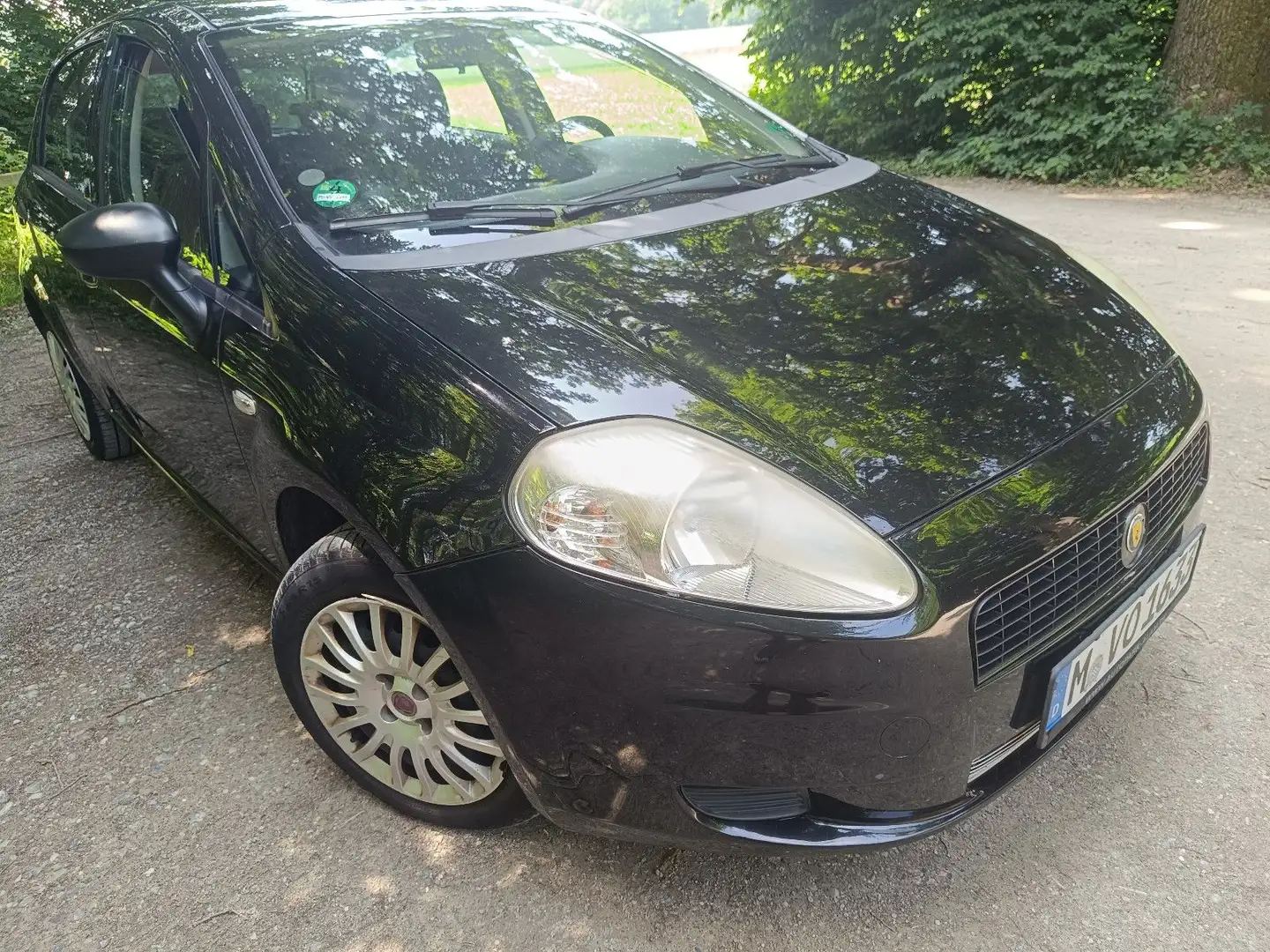 Fiat Grande Punto 1.2 Dynamic Klima, 5-Türig Tüv 2027 Schwarz - 2