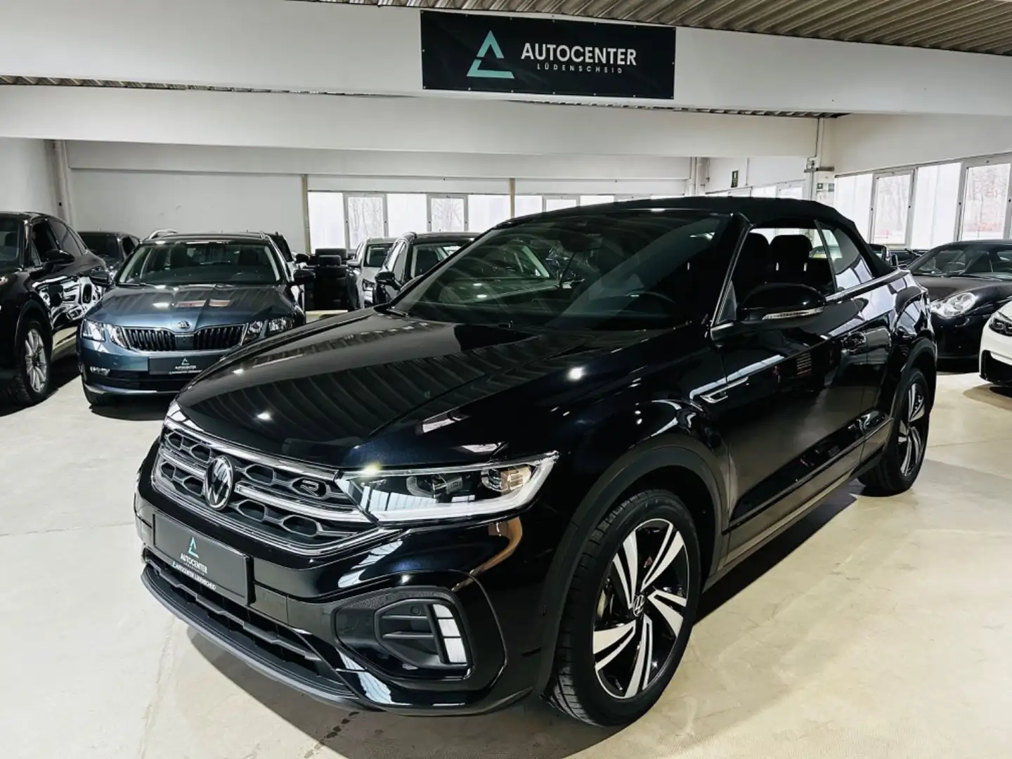 Volkswagen T-Roc Cabriolet R-Line *Acc*LED*Kamera* Zwart - 1