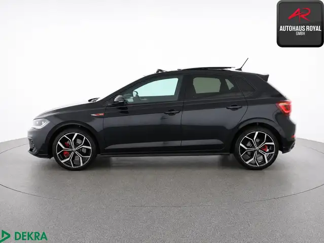 Volkswagen Polo view 2