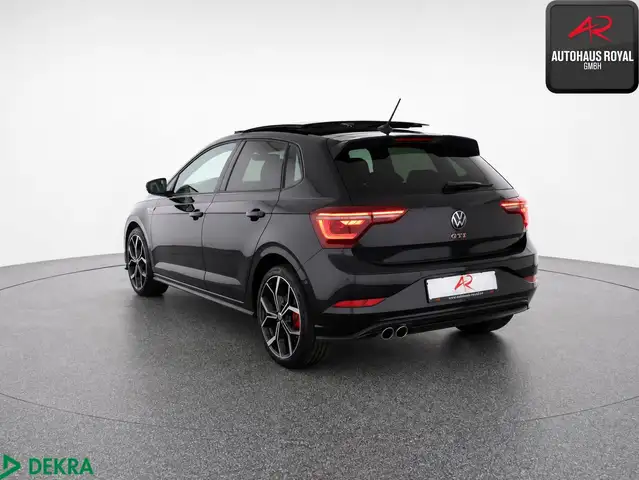 Volkswagen Polo view 3