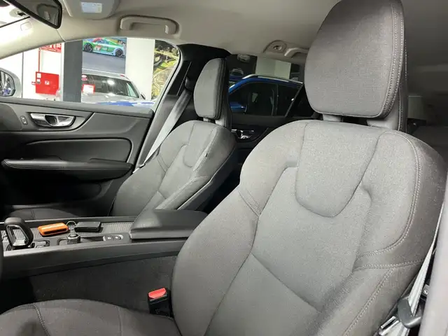 Volvo V60 view 15