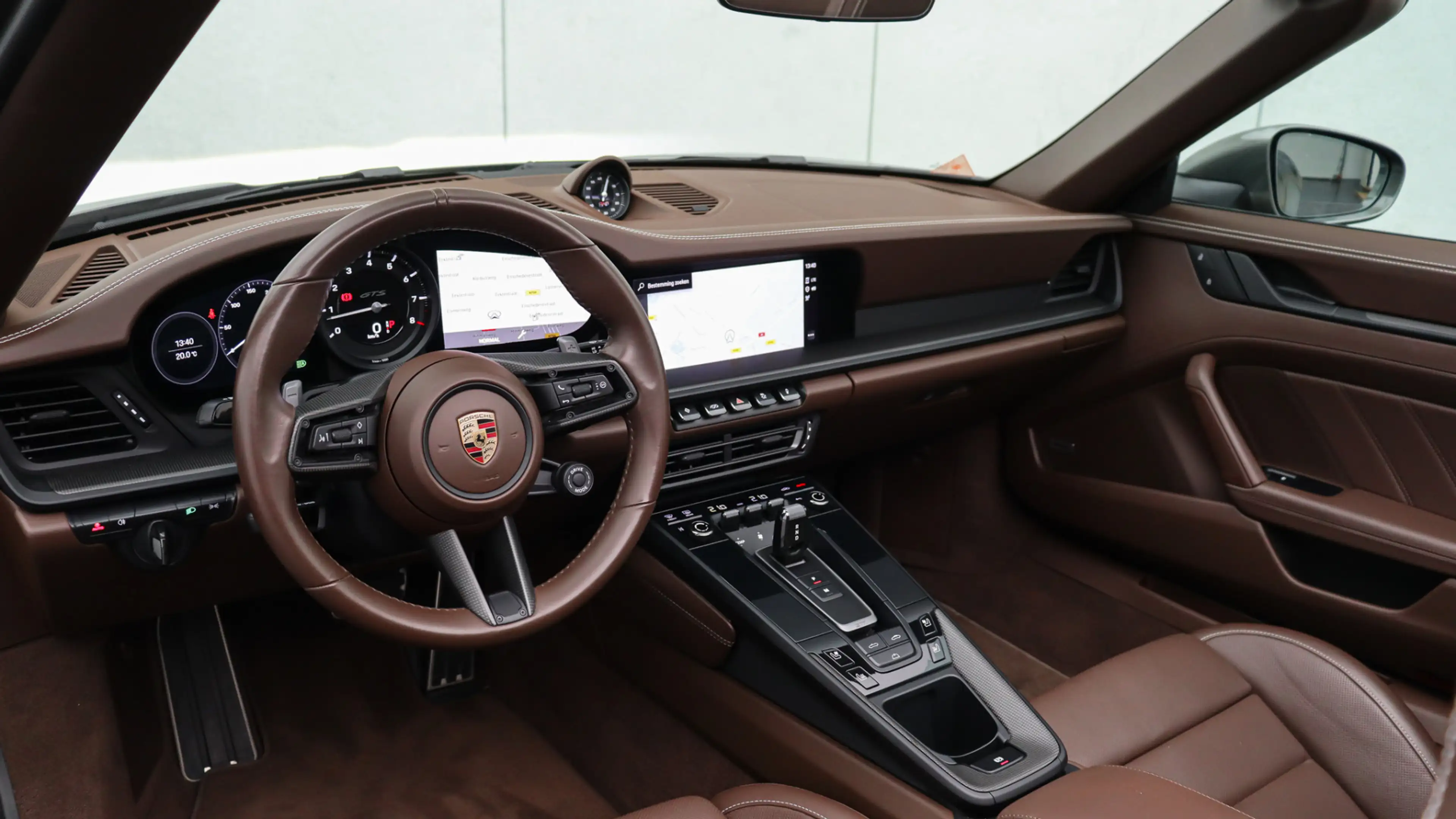 Porsche 992 Cabrio 3.0 Carrera GTS | Stoelventilatie | Club le — photo 8