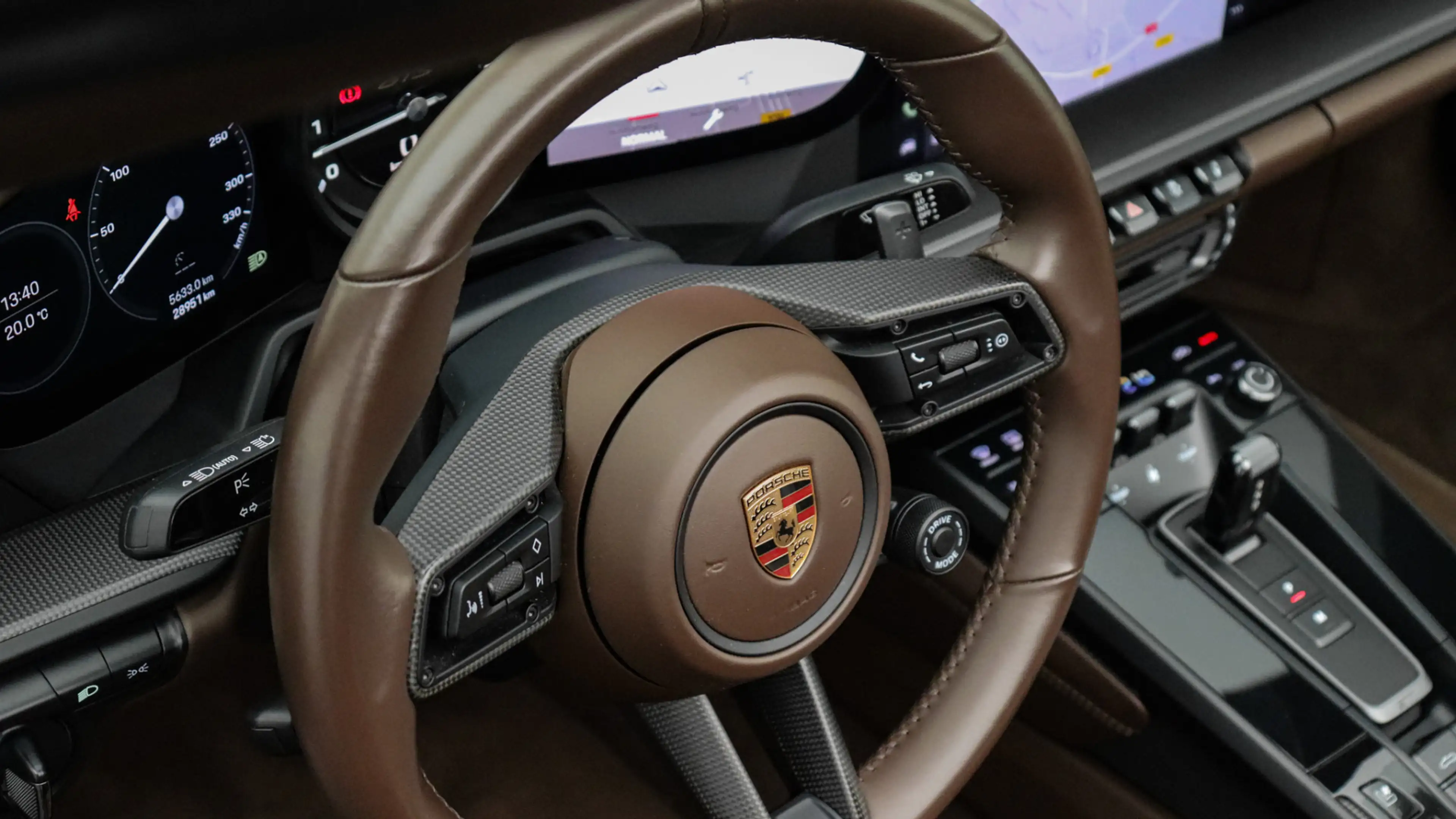 Porsche 992 Cabrio 3.0 Carrera GTS | Stoelventilatie | Club le — photo 12