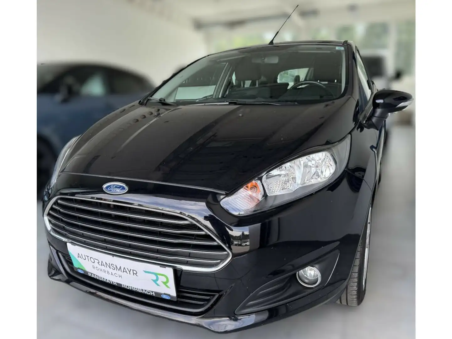 Ford Fiesta Trend Schwarz - 2