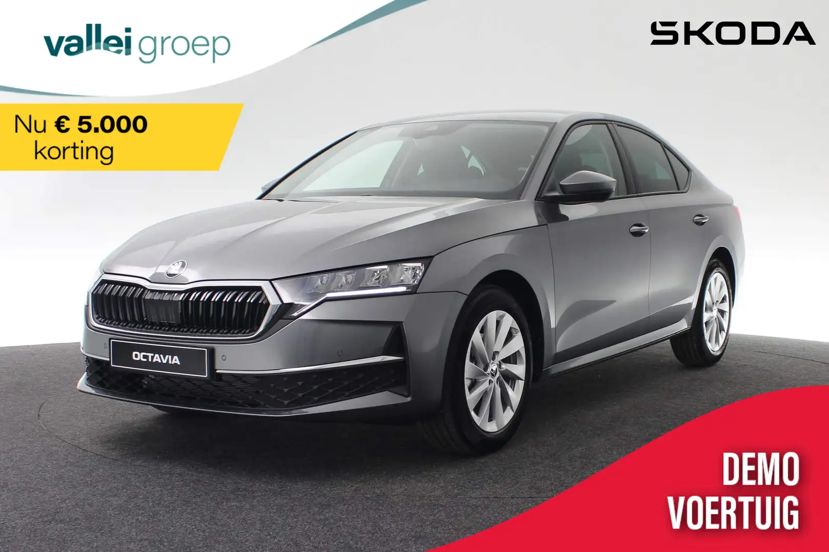 Skoda Octavia First Edition 1.5 TSI m-HEV 85 kW / 115 pk Automaa Grau - 1