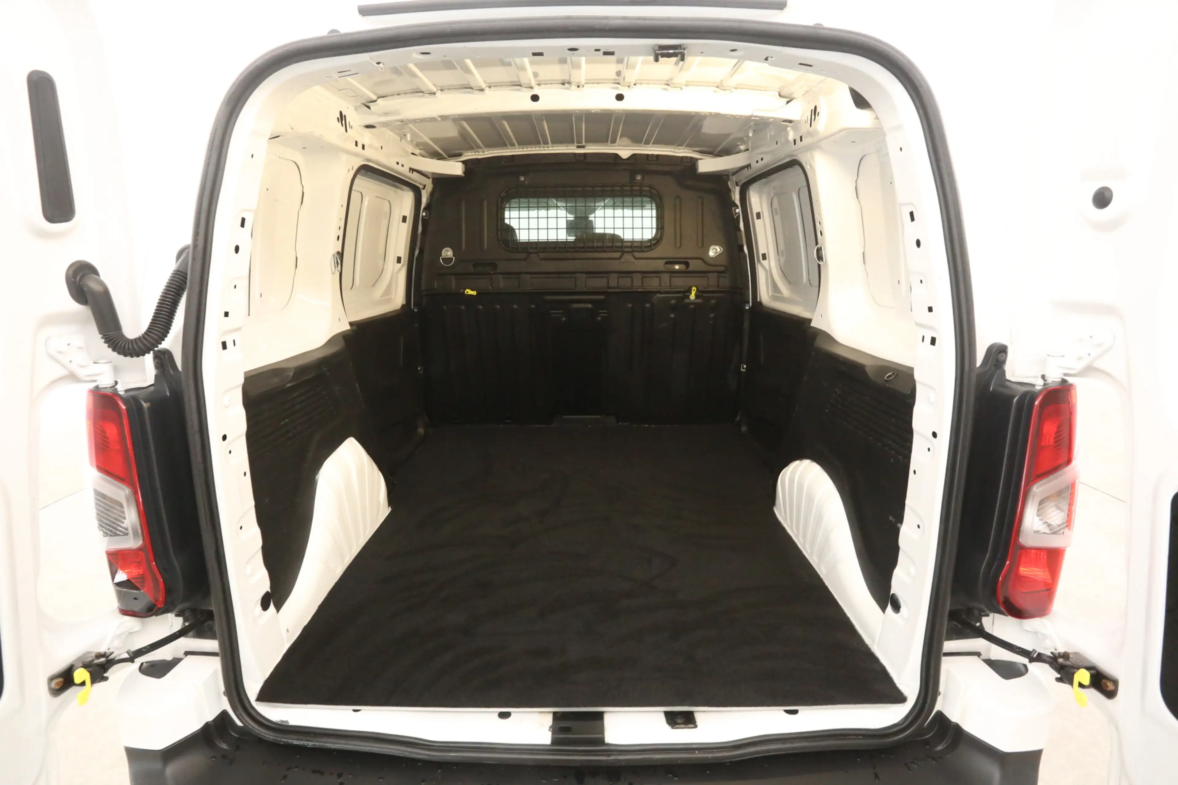 Peugeot Partner 1.5 BlueHDI 130PK | Automaat | Clima | Camera | 3 — photo 3