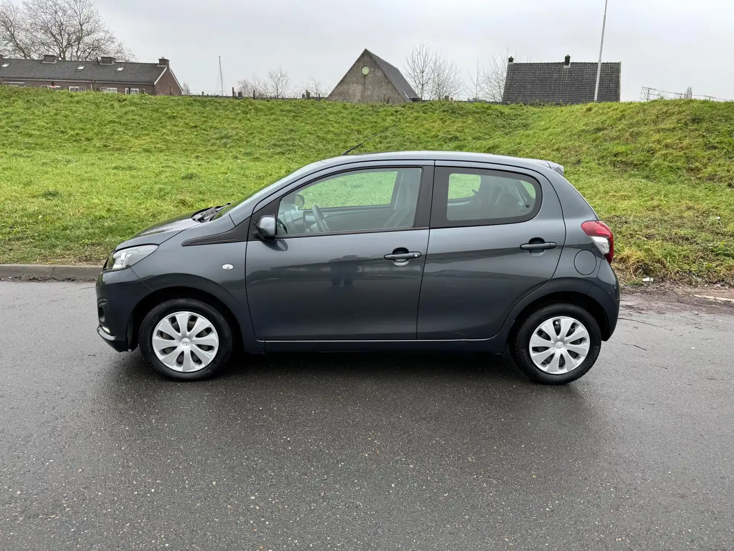 Peugeot 108 1.0 e-VTi Active Grijs - 2