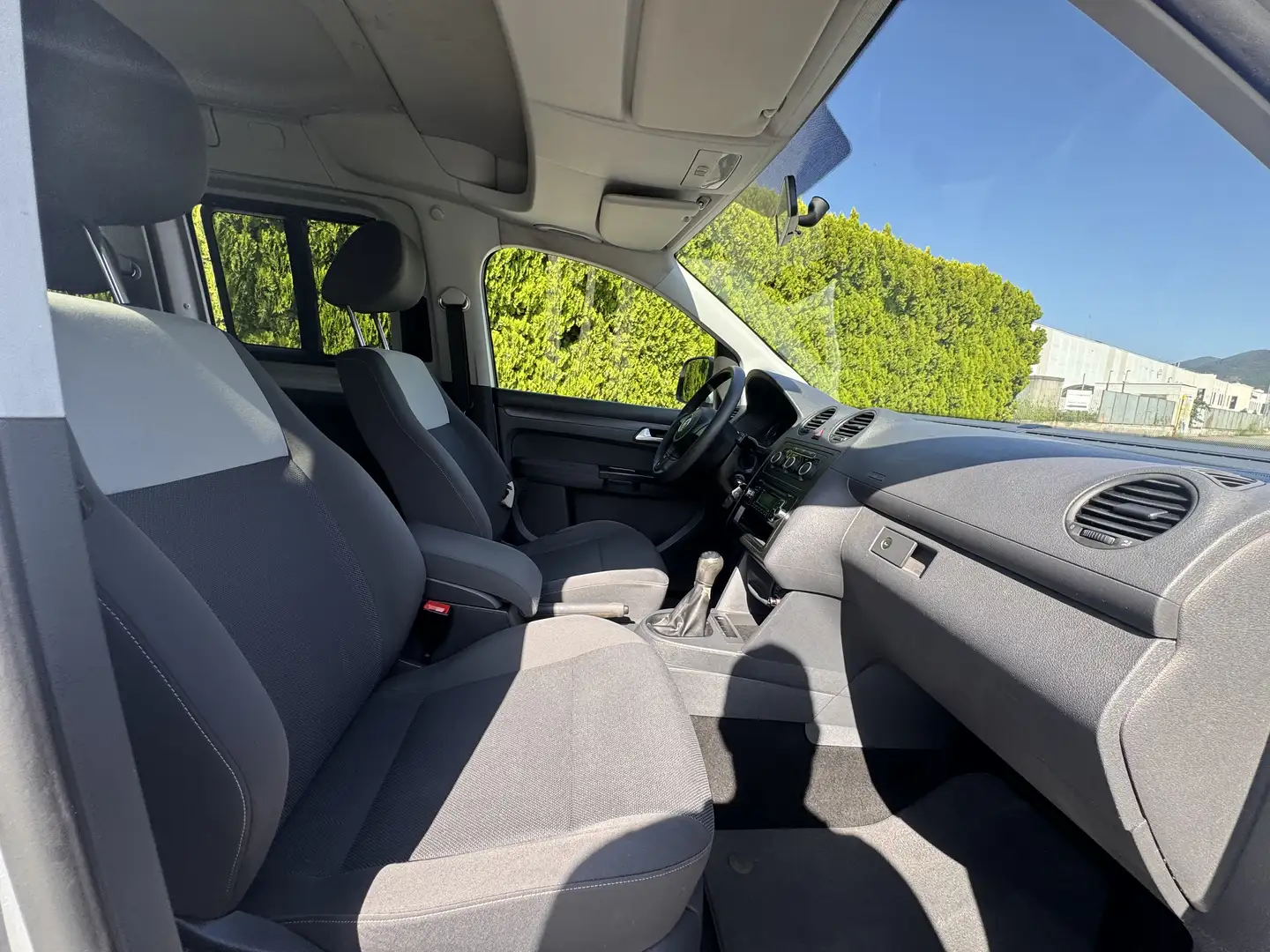 Volkswagen Caddy 1.6 diesel, anno 2014, Unico Proprietario - 2