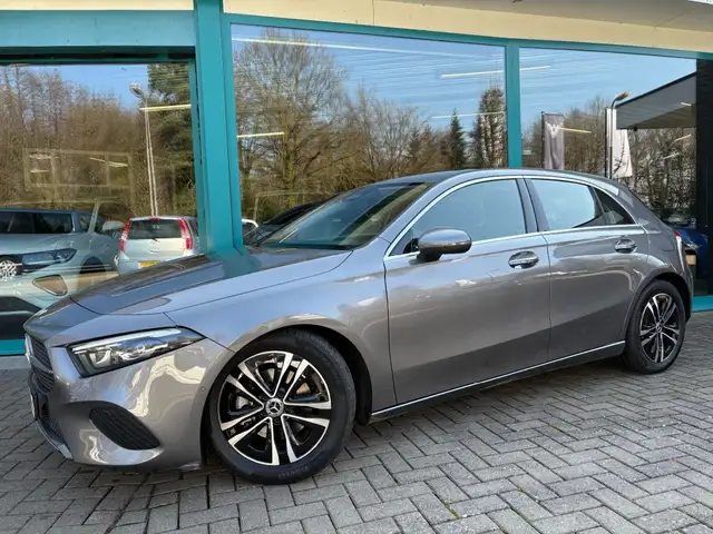 Mercedes-Benz A 200 A 200 SPORT  LED, Navi, CarPlay, Adaptive Cruise