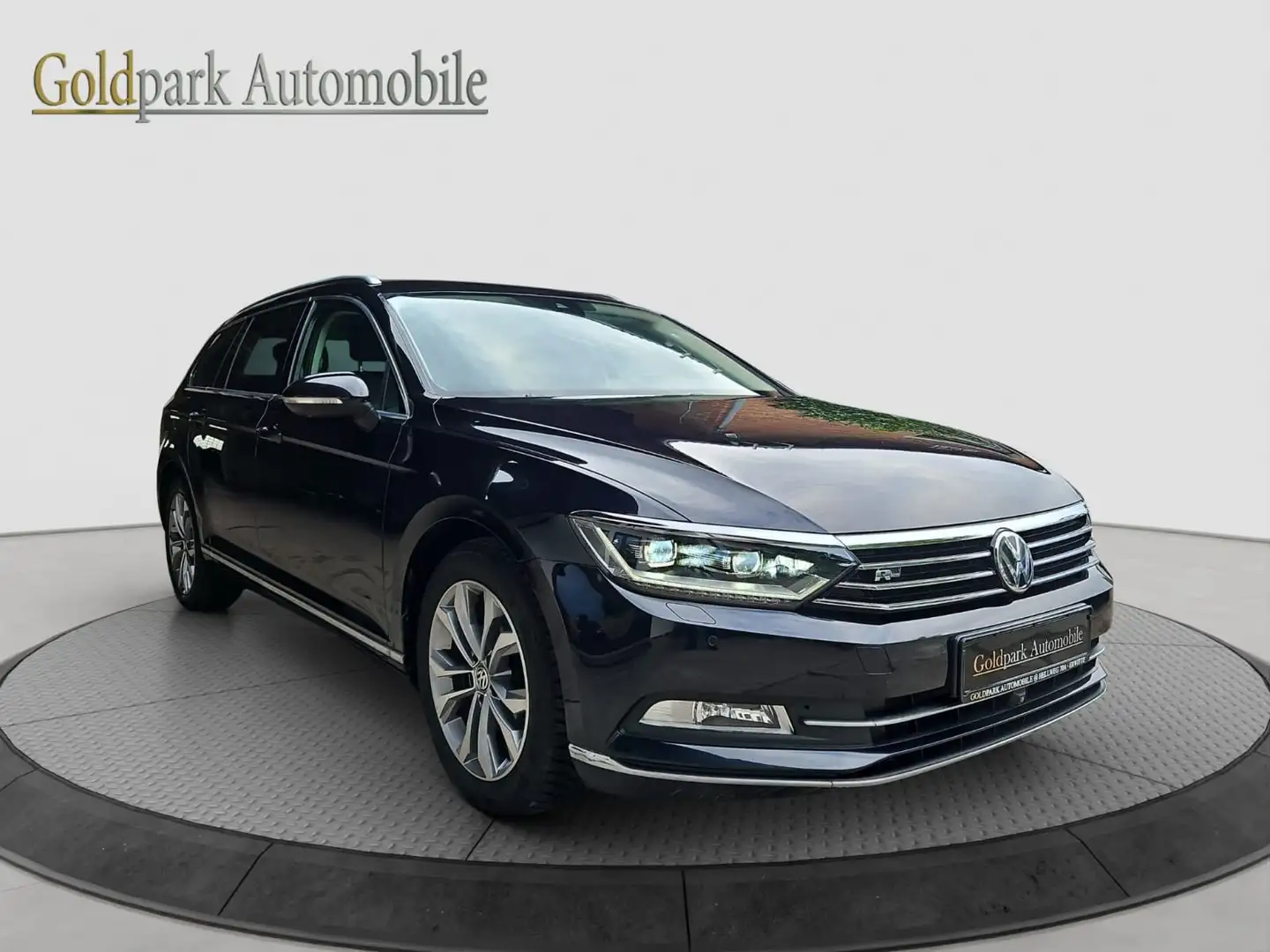 Volkswagen Passat Variant Passat R-Line Highline 2.0/VOLL-LED/360°KAMERA/ Negro - 1