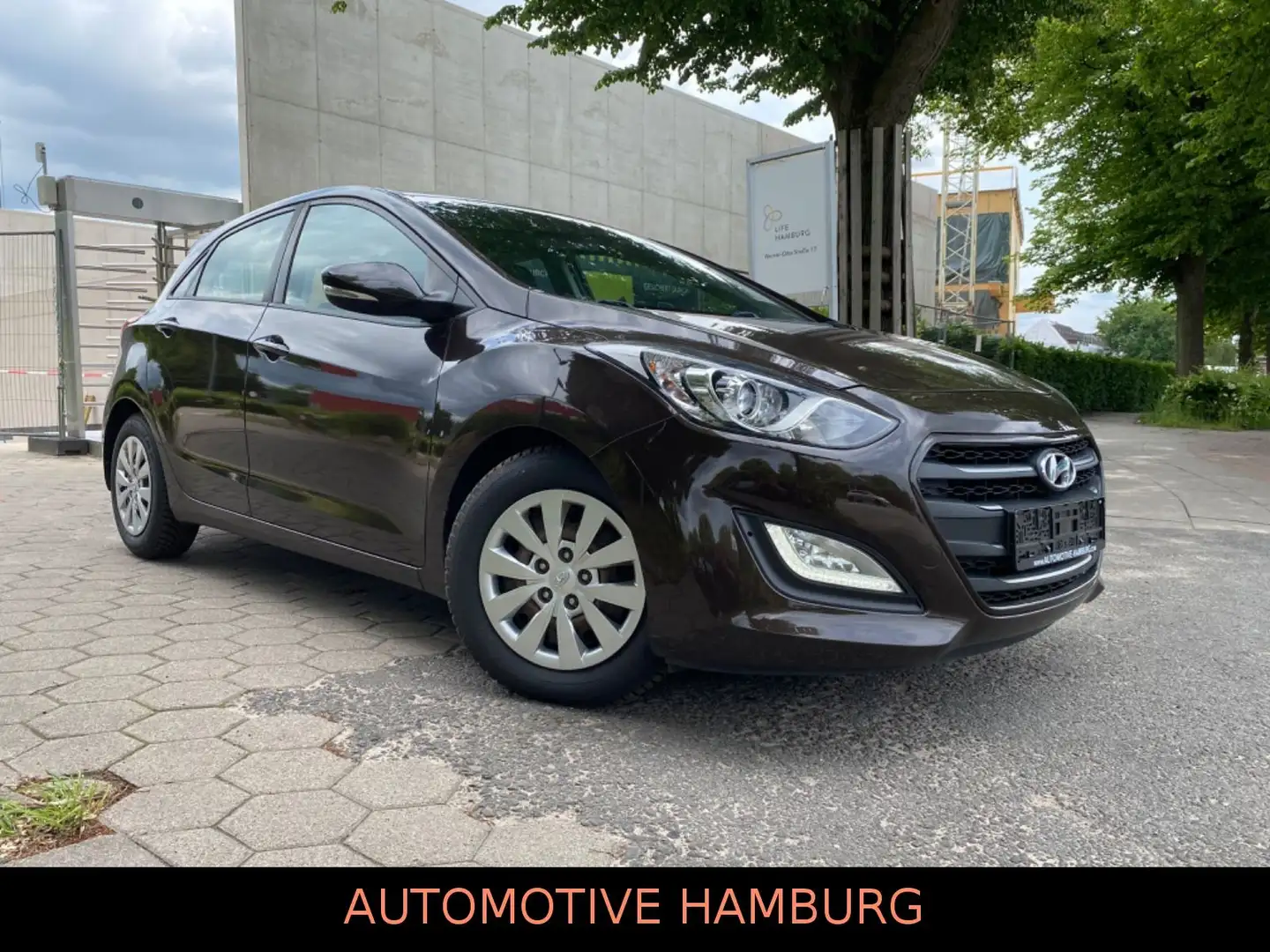 Hyundai i30 *Klima*NAVI*Kamera*PDC*1.Hand Bruin - 1