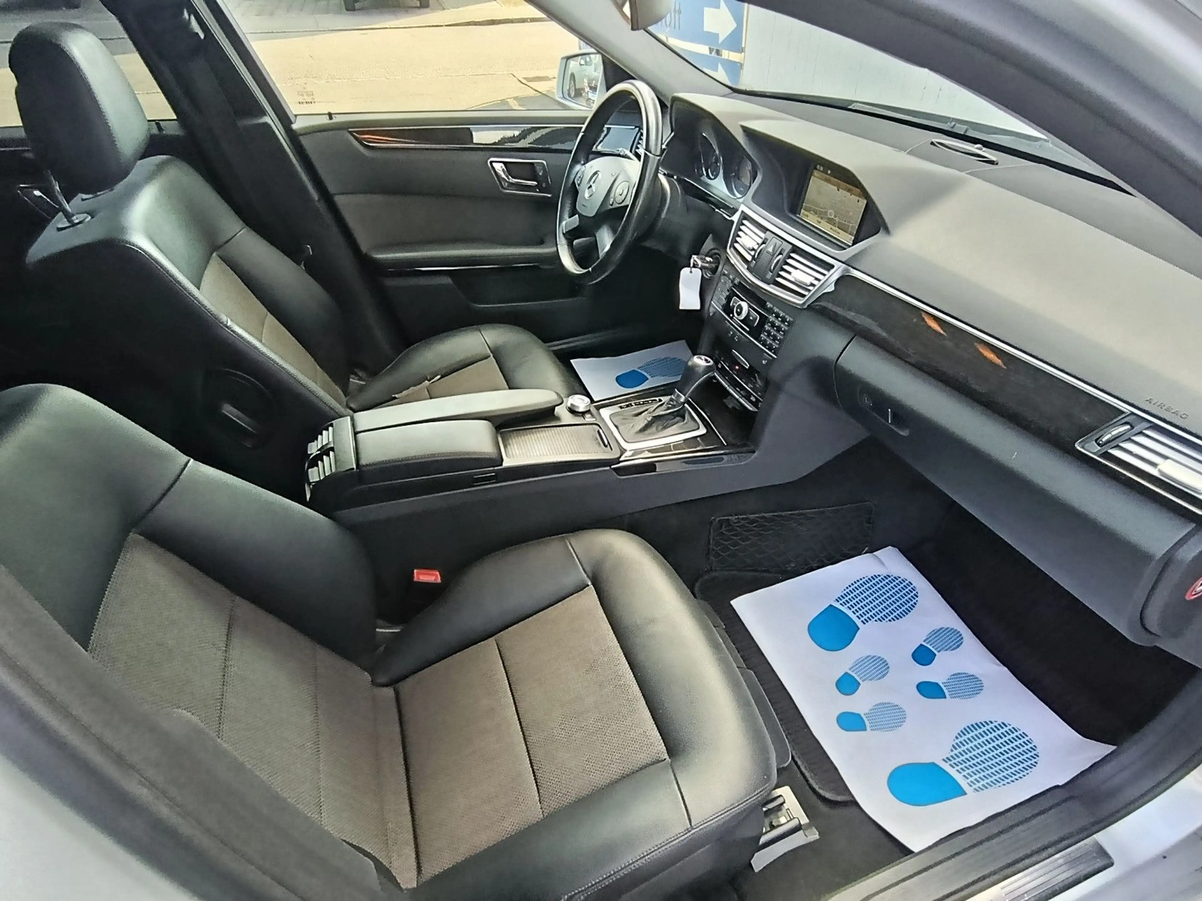 Mercedes-Benz E 250 CDI Avantgarde Navi Xenon Schiebedach — photo 15