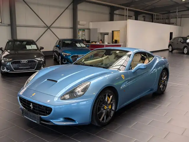 Ferrari California 4.3 V8 Leder Carbon Keramik