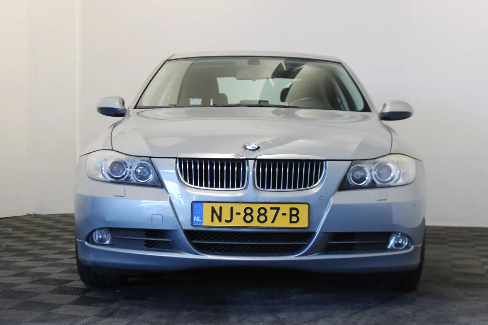 BMW 325 3-serie 325i Grijs - 2