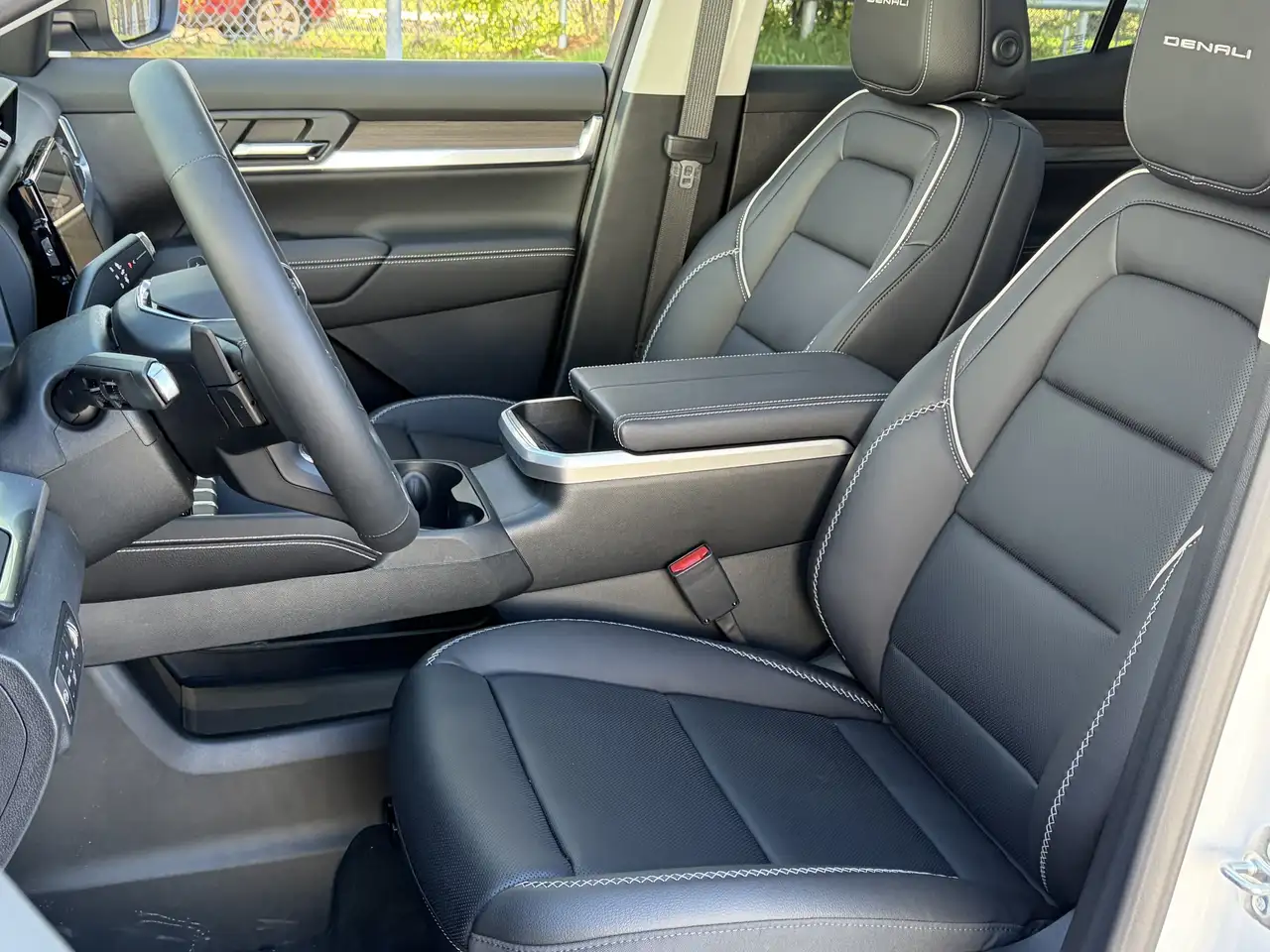 GMC Terrain photo GMC Terrain