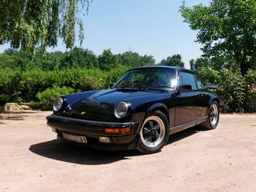 911 Coupé Carrera 3.2 231 ch - Bel état - Historique limpide - Carnet origine + Dossier factures depuis 1992
