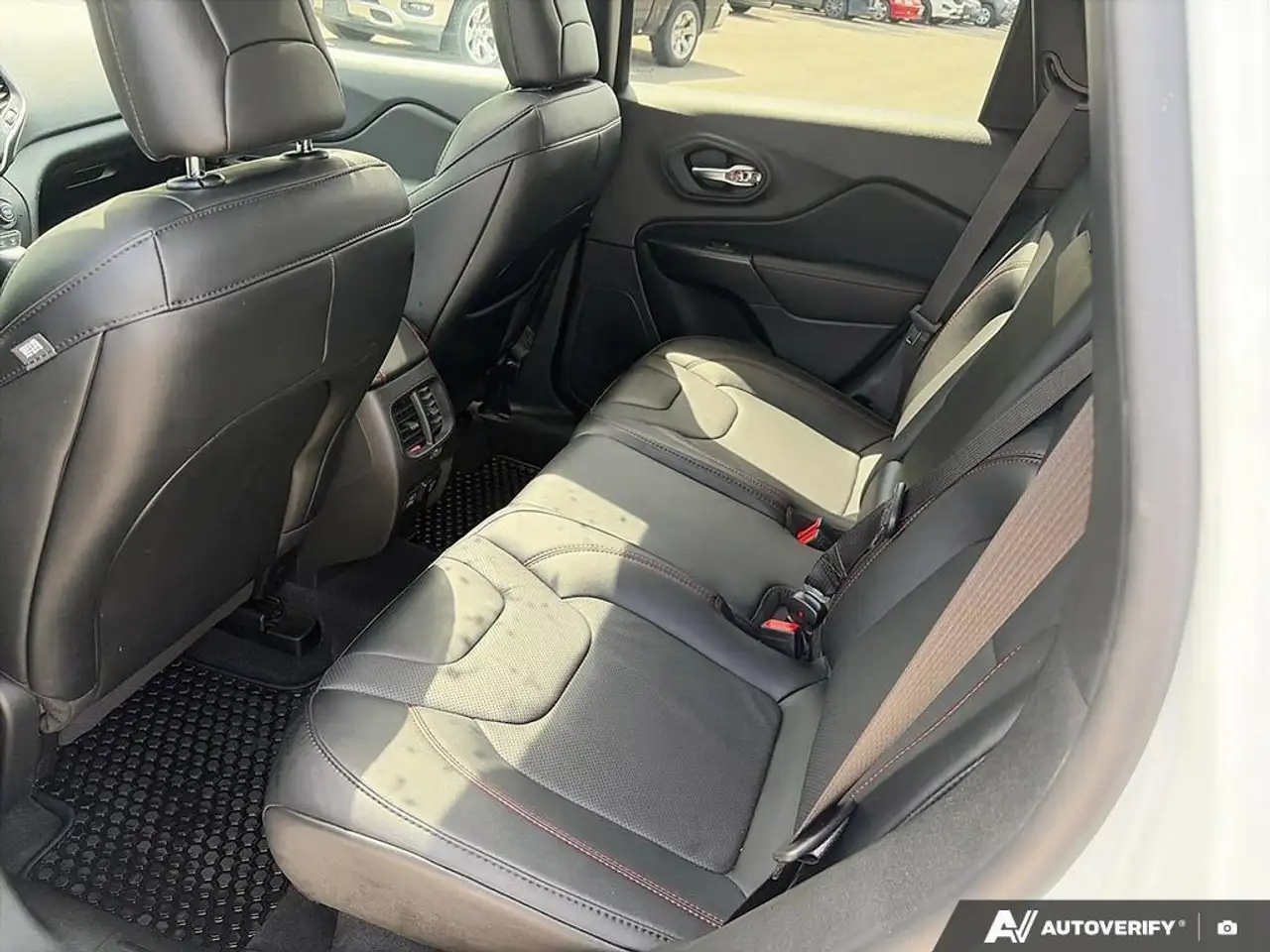 Jeep Cherokee fotografie Jeep Cherokee