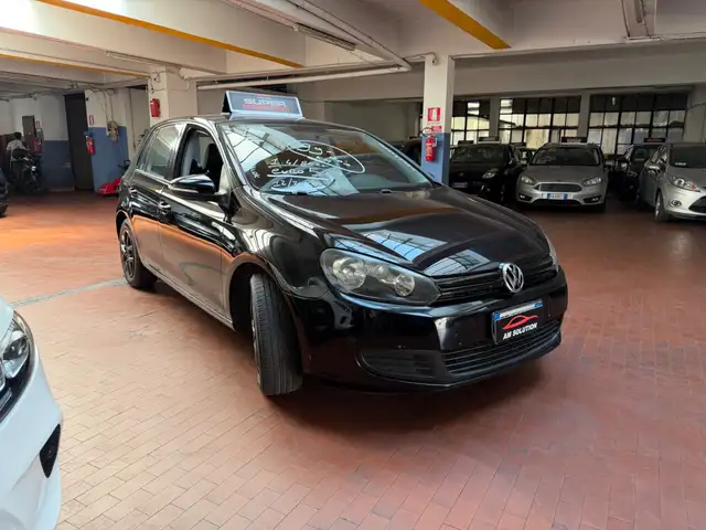 Volkswagen Golf view 2