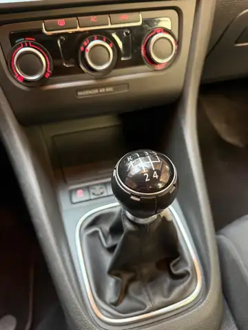 Volkswagen Golf view 8