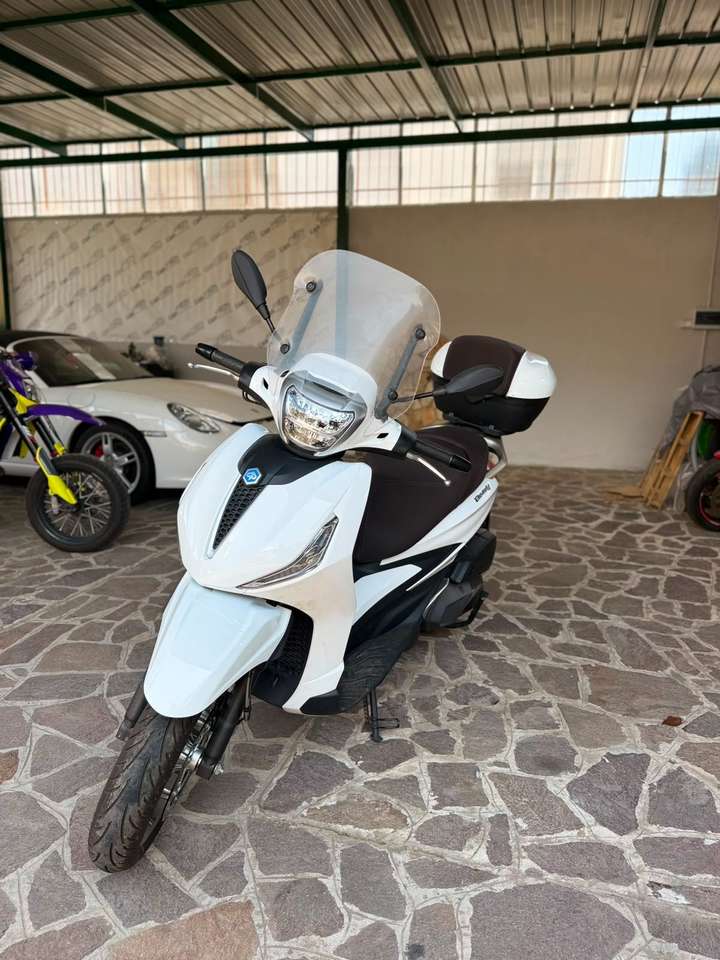 Piaggio Beverly 400 i.e. 3000km