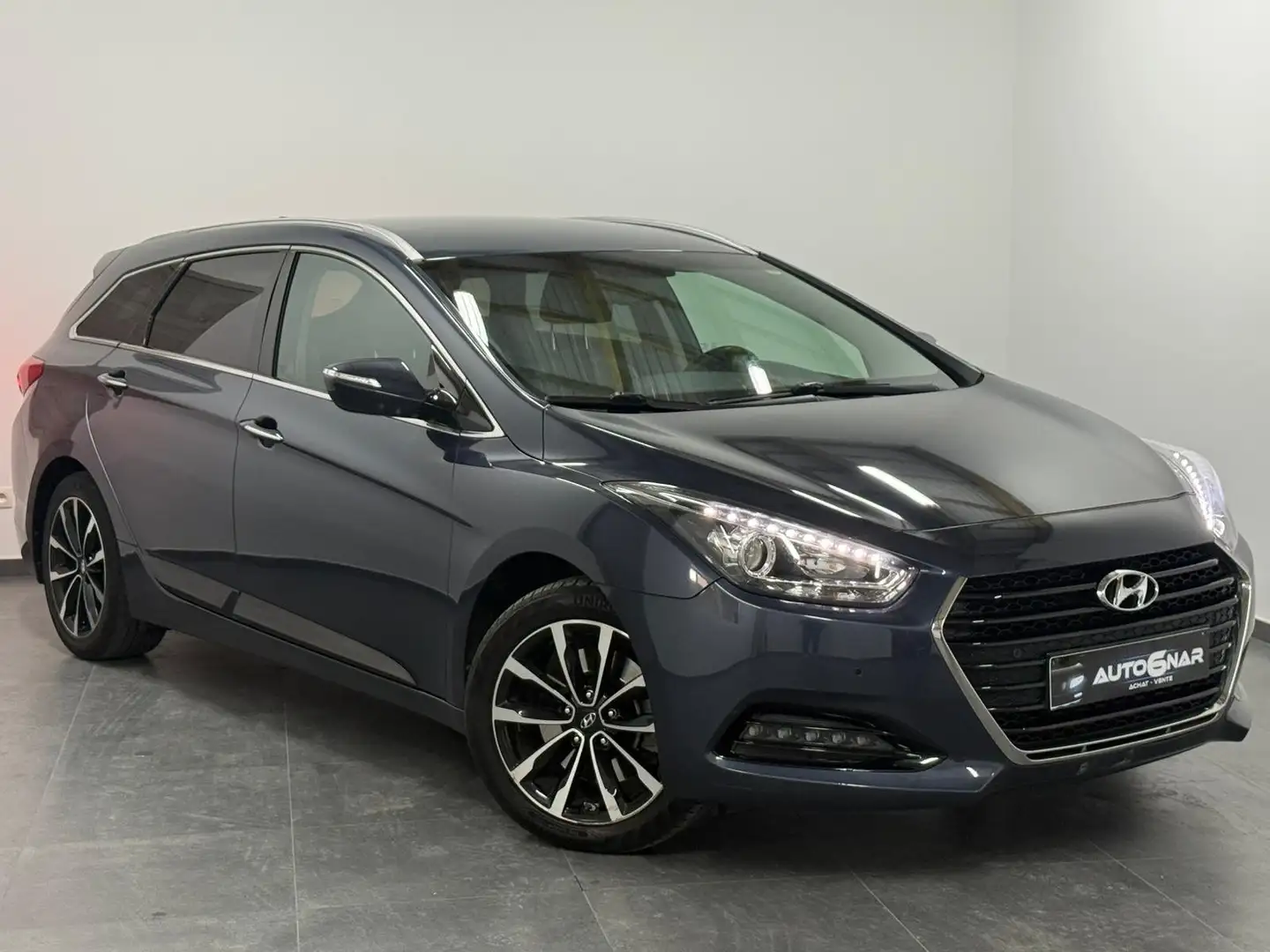 Hyundai i40 1.7 CRDi - Airco - Navi - Camera- CarPlay - Carnet Bleu - 1