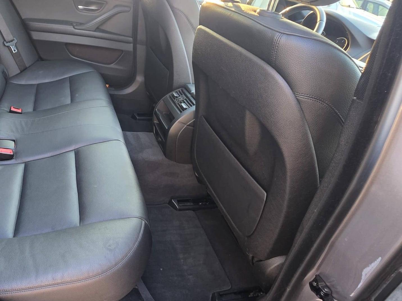 BMW 520 BMW 5 Series 520 M-Pack Diesel 190 PK — photo 15