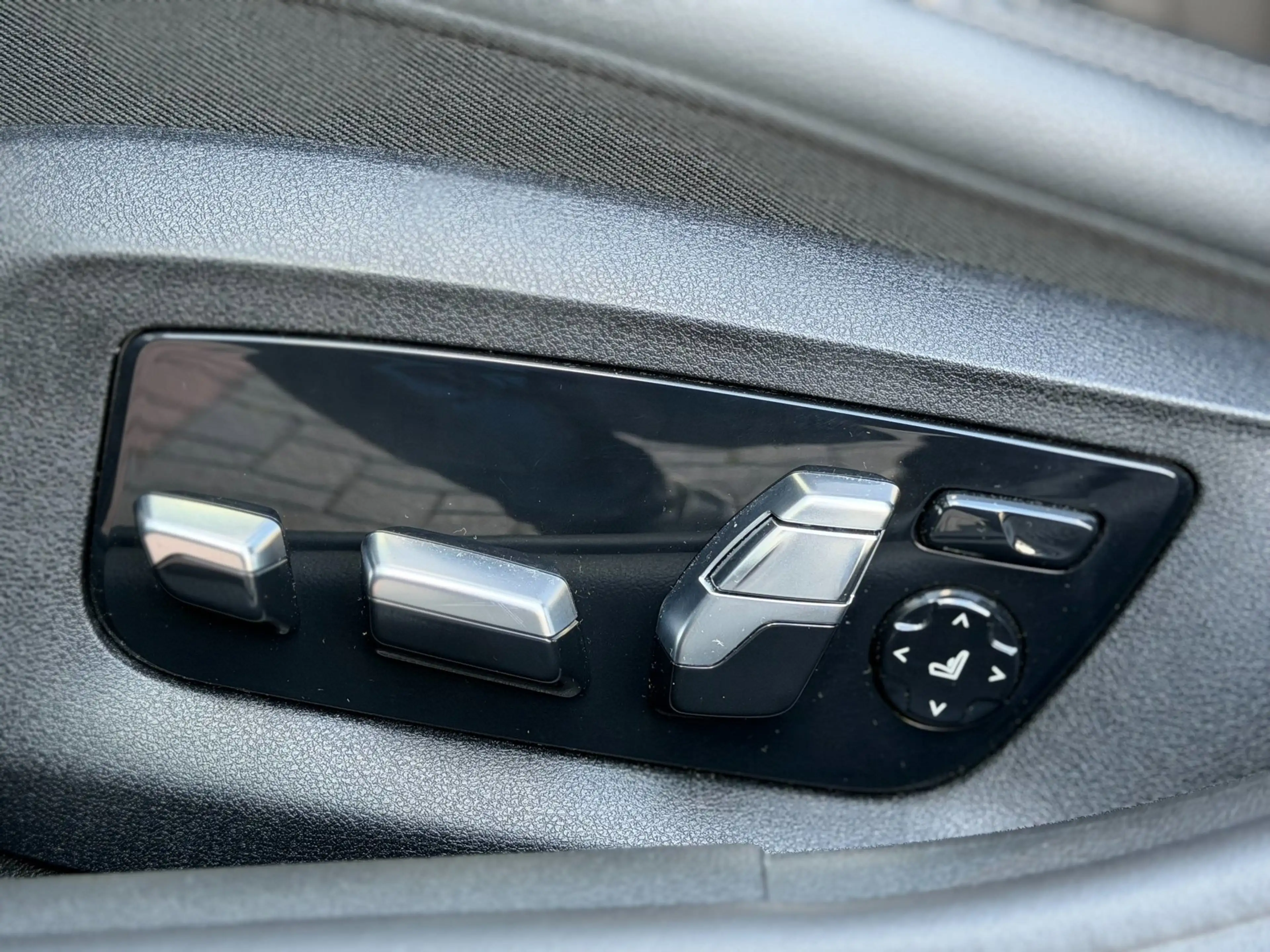 BMW 530 5-serie 530e iPerformance High Executive HuD | Sto — photo 17