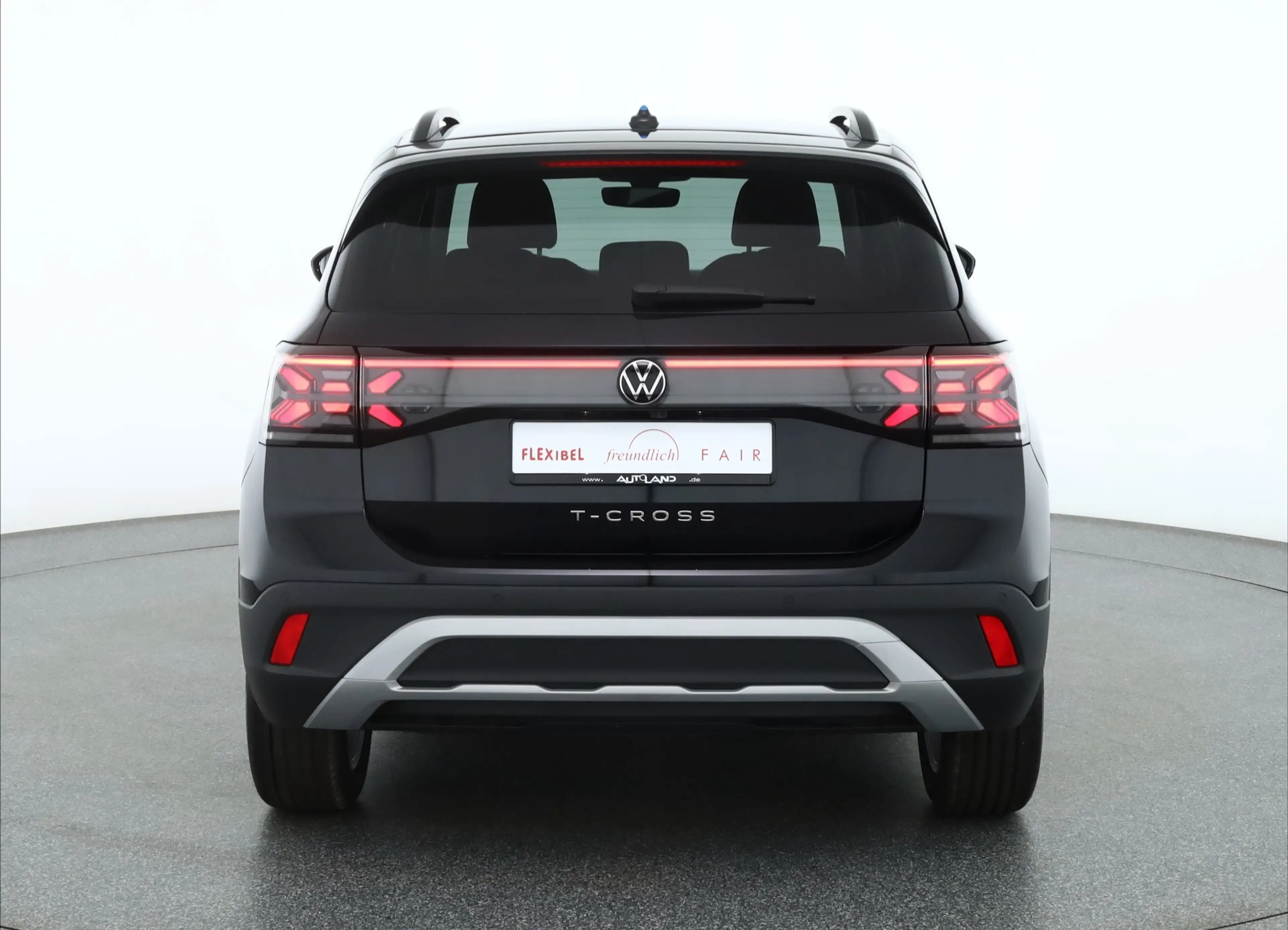Volkswagen T-Cross 1.5 TSI DSG Matrix ACC Kamera — photo 4