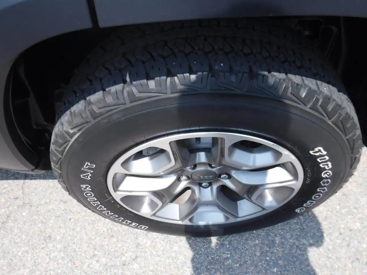 Jeep Cherokee снимка Jeep Cherokee
