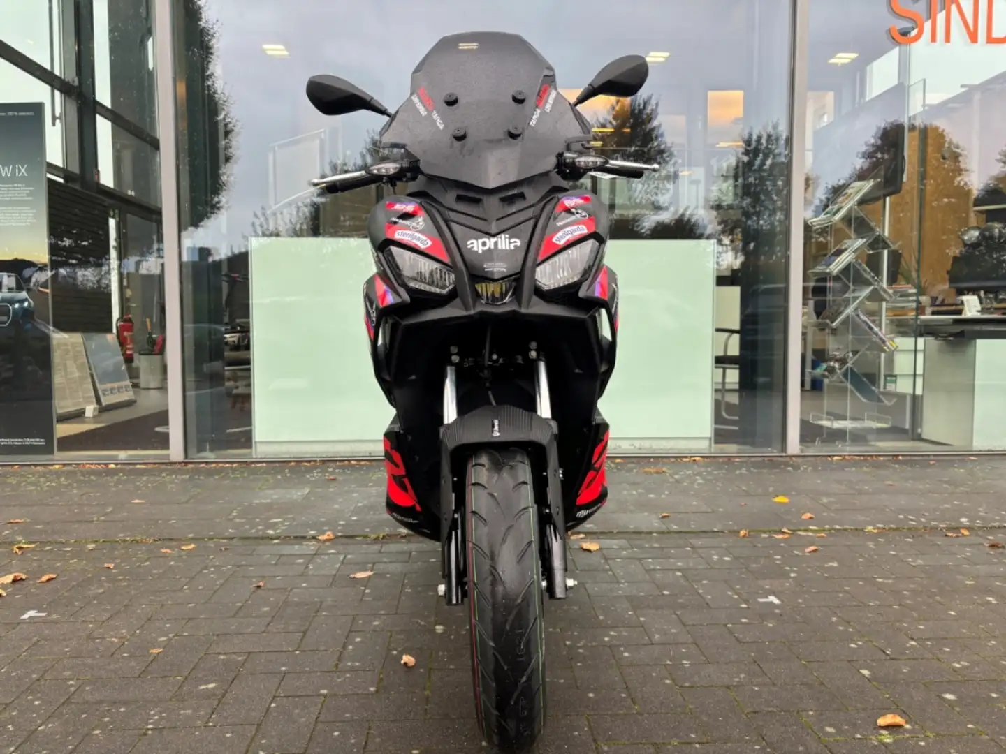 Aprilia SR 125 GT ABS E5+ Replica 1.000 Euro Rabatt Noir - 1