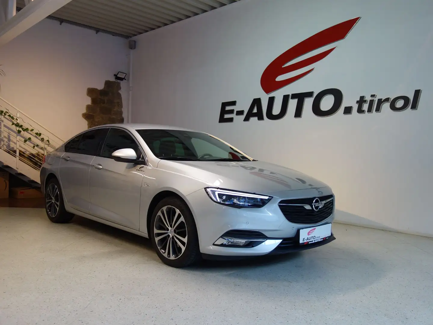 Opel Insignia GRAND SPORT *SPORTPAKET *SEHR GEPFLEGT Silber - 1
