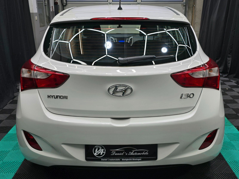 Hyundai i30 Classic 1 HAND KLIMA — photo 6